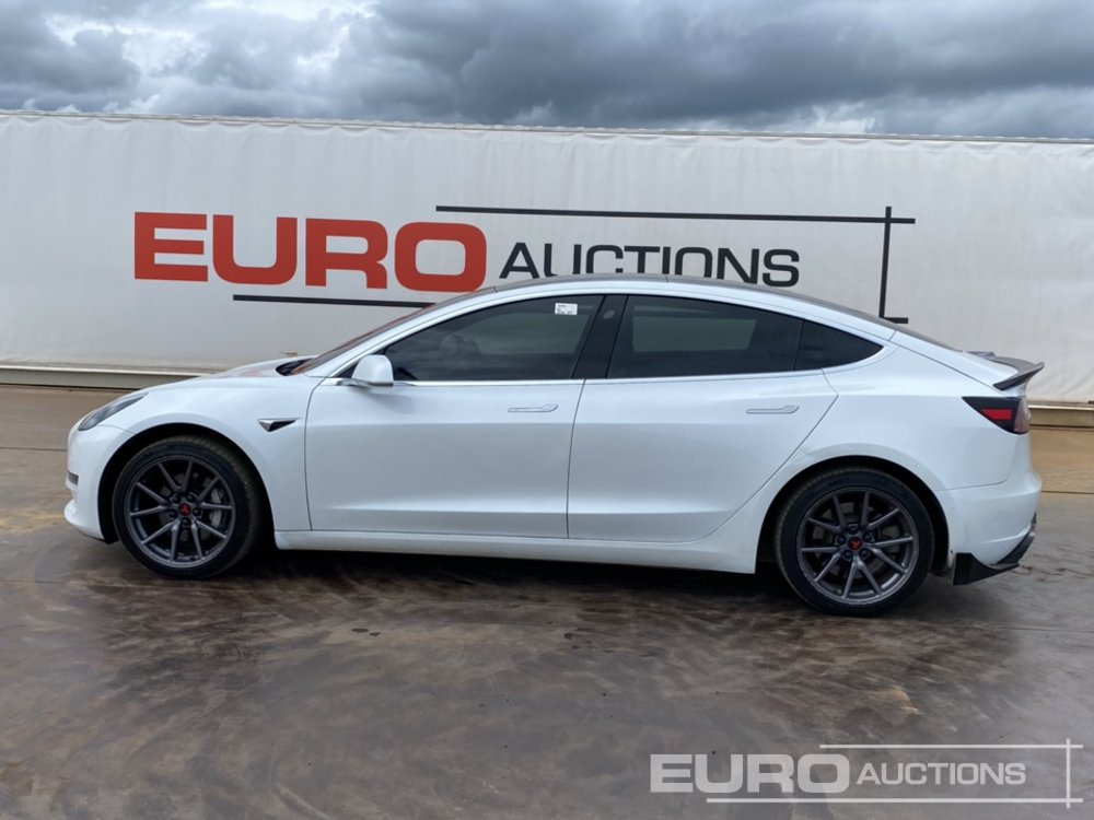 2020 Tesla Model 3 Long Range - Легковой автомобиль: фото 2 2020 Tesla Model 3 Long Range - Легковой автомобиль: фото 2