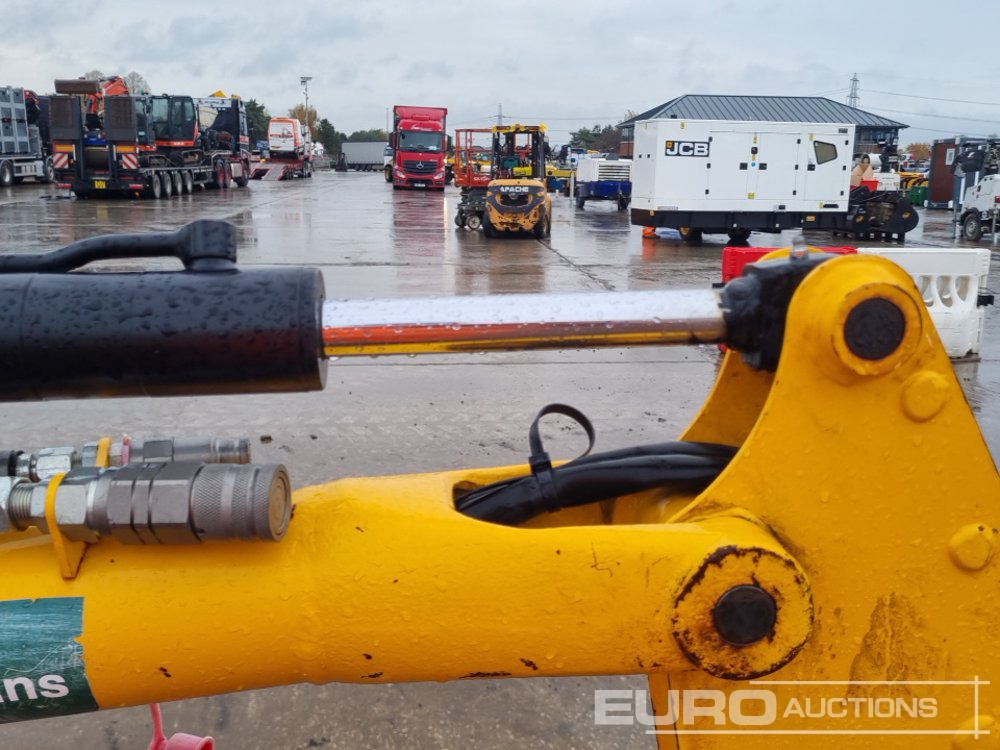 Мини-экскаватор 2021 JCB 8008CTS: фото 22 Мини-экскаватор 2021 JCB 8008CTS: фото 22