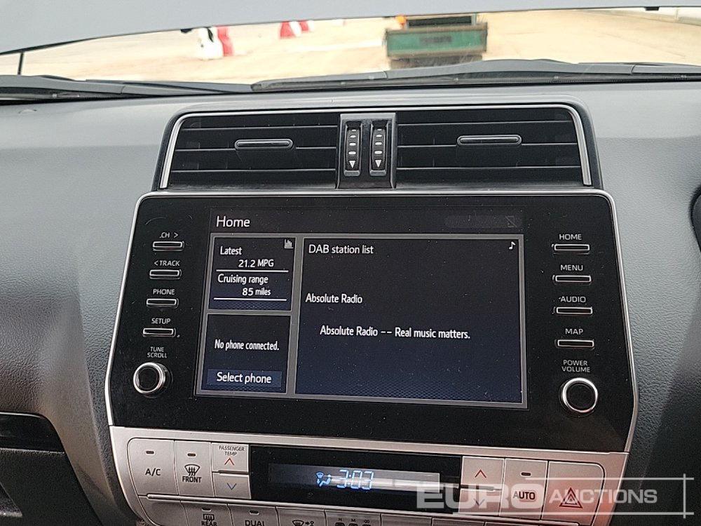 Внедорожник 2021 Toyota Land Cruiser: фото 34 Внедорожник 2021 Toyota Land Cruiser: фото 34