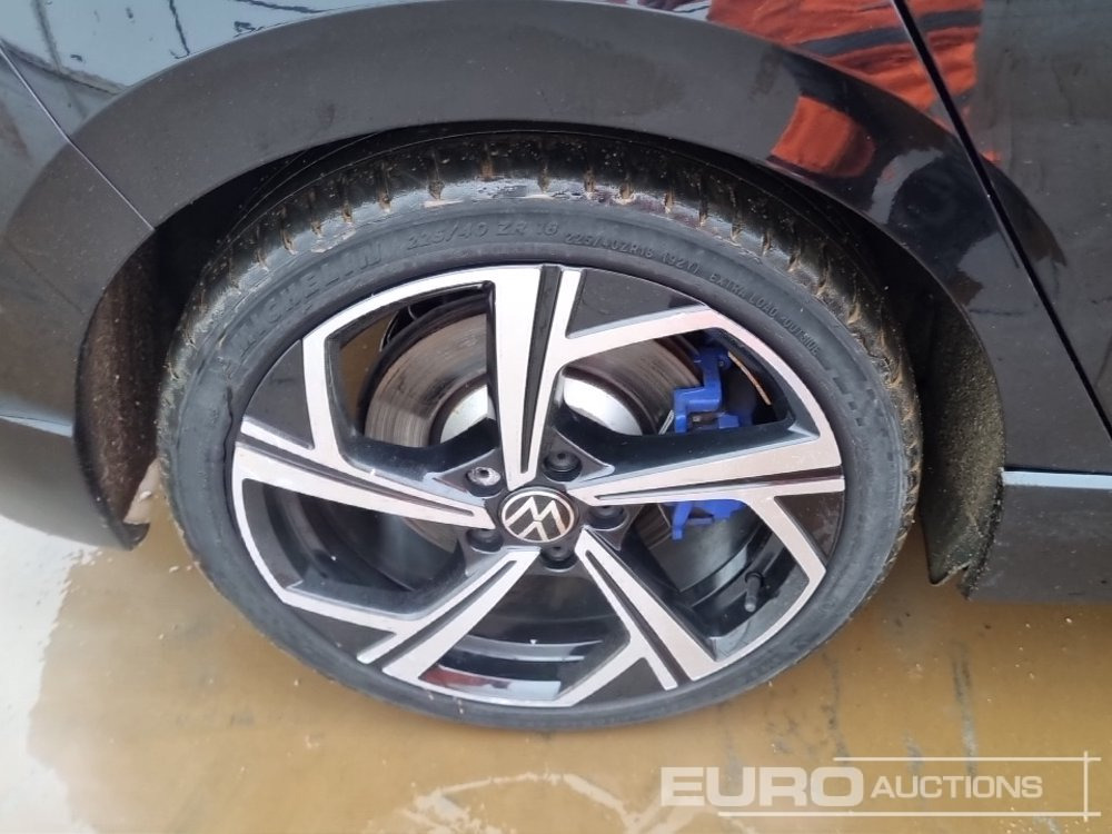 Легковой автомобиль 2021 Volkswagen Golf R: фото 12