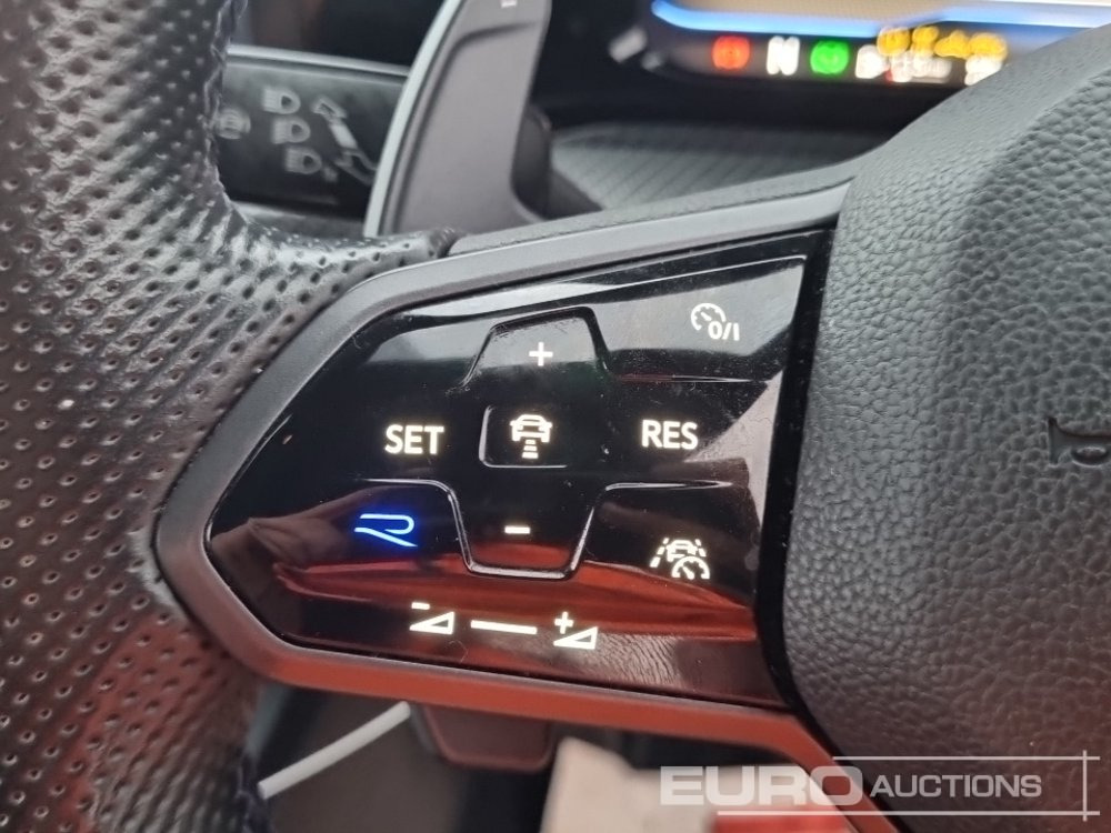 Легковой автомобиль 2021 Volkswagen Golf R: фото 40