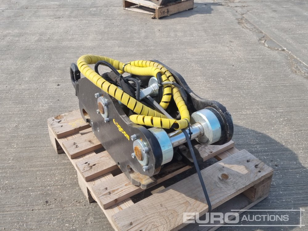 2022 Engcon Hydraulic Double Lock QH 45mm Pin to suit 4-6 Ton Excavator - Сцепное устройство: фото 3 2022 Engcon Hydraulic Double Lock QH 45mm Pin to suit 4-6 Ton Excavator - Сцепное устройство: фото 3