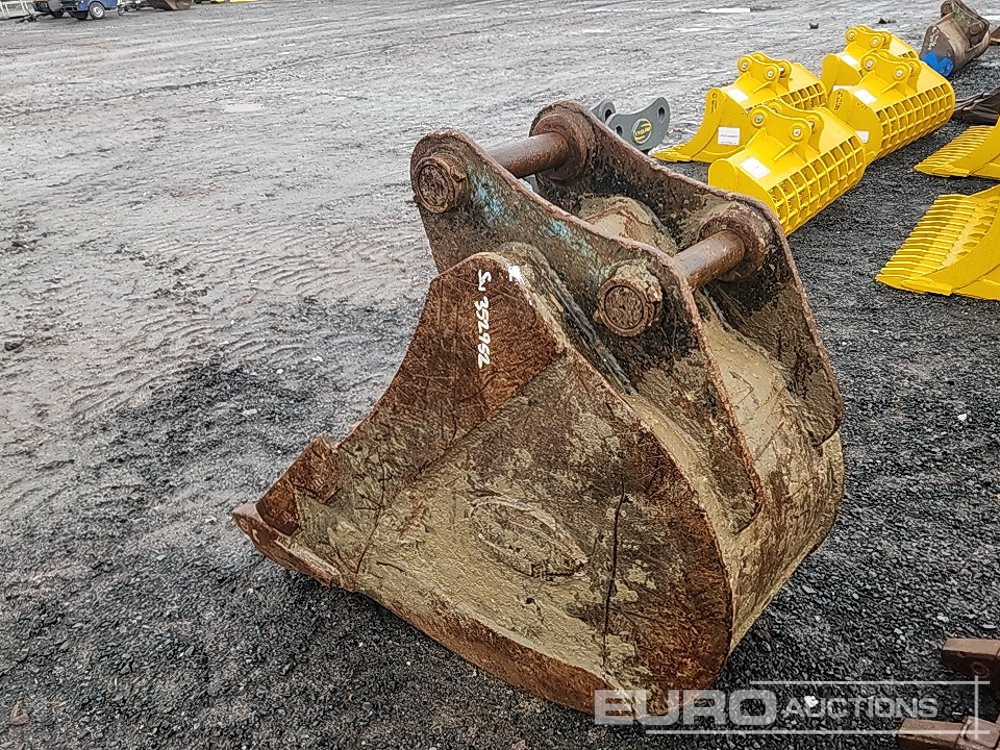 24" Strickland Digging Bucket 65mm Pin to suit 13 Ton Excavator - Ковш: фото 2 24" Strickland Digging Bucket 65mm Pin to suit 13 Ton Excavator - Ковш: фото 2