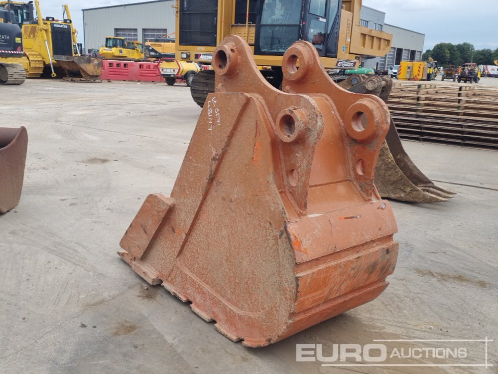 30" Digging Bucket 80mm Pin to suit 20 Ton Excavator - Ковш: фото 3 30" Digging Bucket 80mm Pin to suit 20 Ton Excavator - Ковш: фото 3