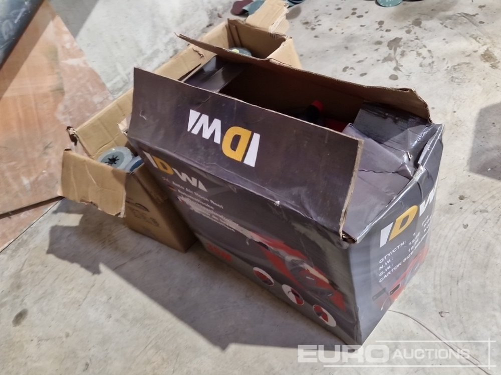 35m Retractable Air Hose Reel, Box of Sanding Discs (2 of) - Оборудование для гаражей/ Мастерских: фото 3 35m Retractable Air Hose Reel, Box of Sanding Discs (2 of) - Оборудование для гаражей/ Мастерских: фото 3