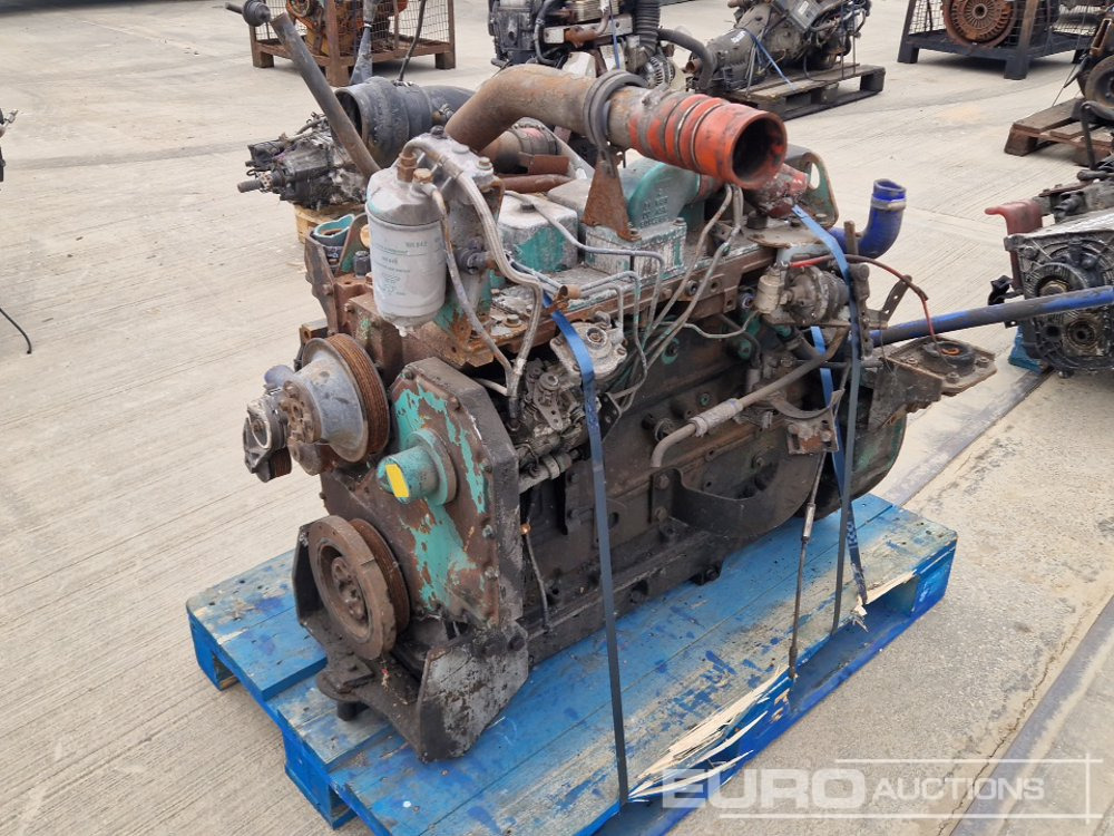 6 Cylinder Engine - Двигатель: фото 1 6 Cylinder Engine - Двигатель: фото 1