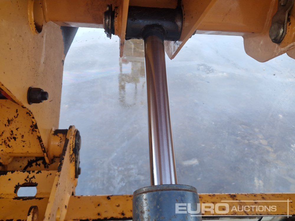 Мини-самосвал Benford 9 Ton Dumper, Roll Bar: фото 25 Мини-самосвал Benford 9 Ton Dumper, Roll Bar: фото 25