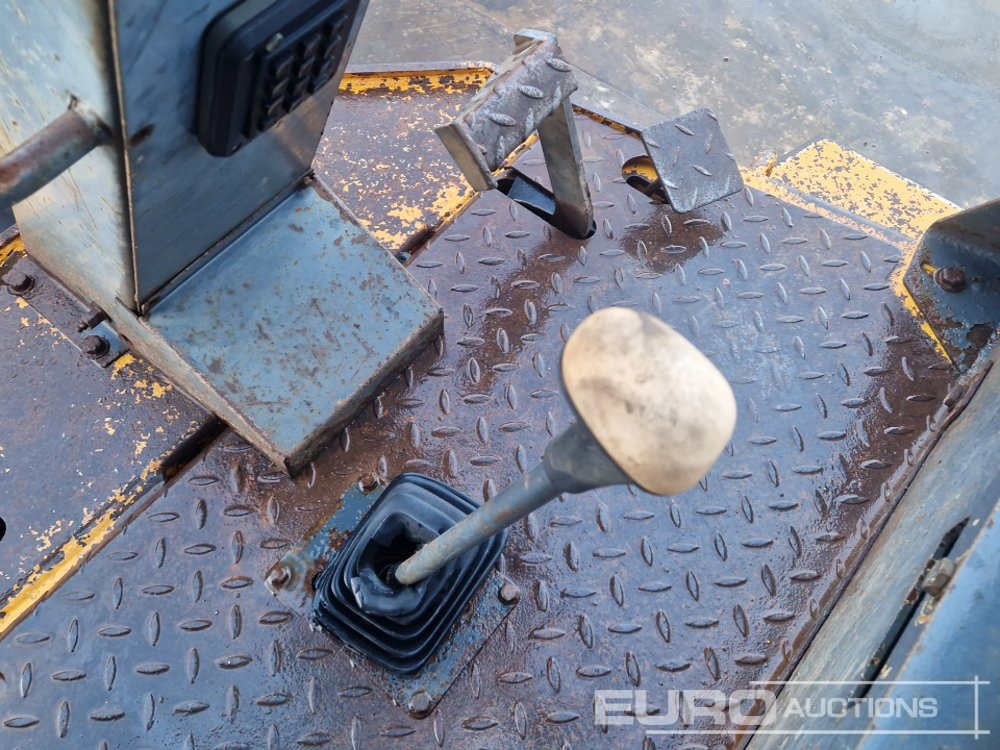 Мини-самосвал Benford 9 Ton Dumper, Roll Bar: фото 31 Мини-самосвал Benford 9 Ton Dumper, Roll Bar: фото 31