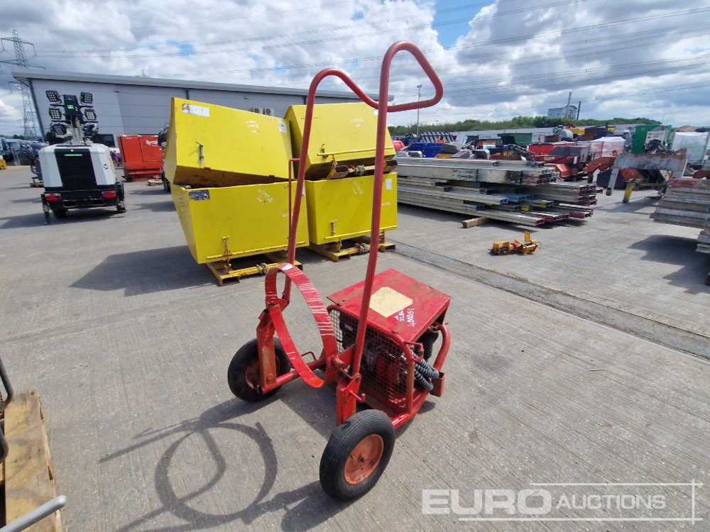 Bitumen Sprayer With Drum Carrier, Vanguard Engine - Строительное оборудование: фото 5 Bitumen Sprayer With Drum Carrier, Vanguard Engine - Строительное оборудование: фото 5