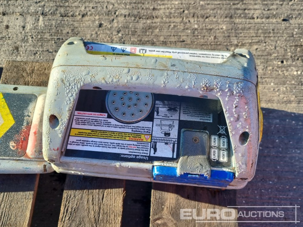 Строительное оборудование C.A.T4 Radio Detector (4 of), Genny4 Radio Detector (4 of): фото 9