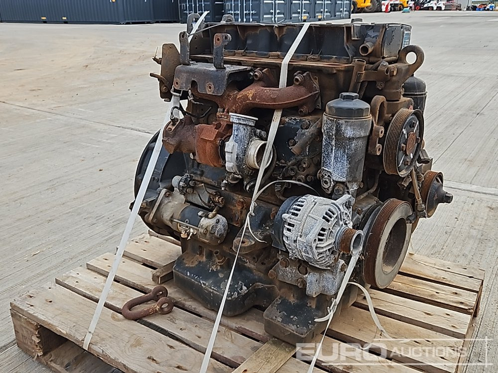 Chrysler 4 Cylinder Engine - Двигатель: фото 1 Chrysler 4 Cylinder Engine - Двигатель: фото 1