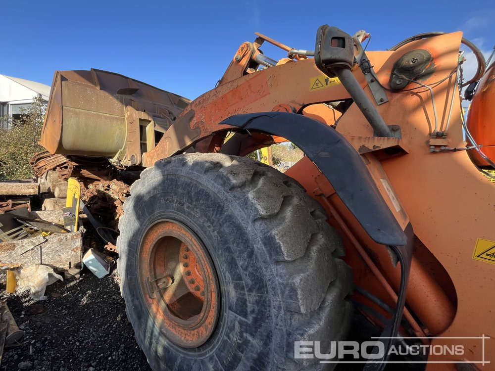 Doosan DL400 - Колёсный погрузчик: фото 2 Doosan DL400 - Колёсный погрузчик: фото 2