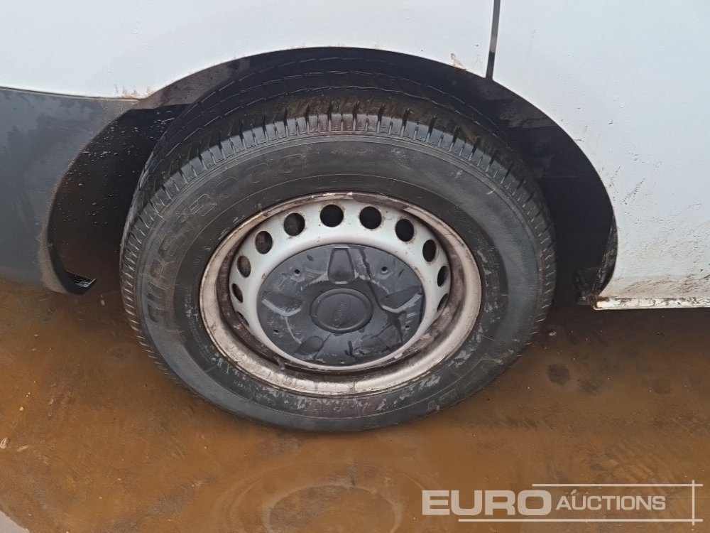 Фургон 2017 Ford Transit Custom 290: фото 9