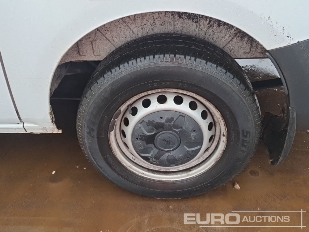 Фургон 2017 Ford Transit Custom 290: фото 10