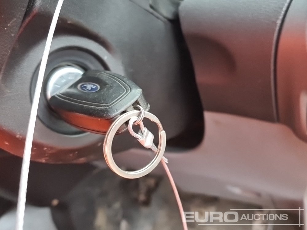 Фургон 2017 Ford Transit Custom 290: фото 34