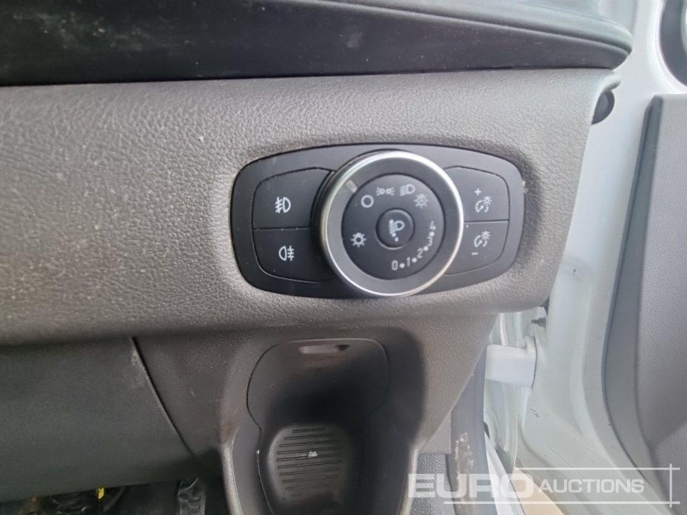 Фургон 2021 Ford Transit Custom 300: фото 32