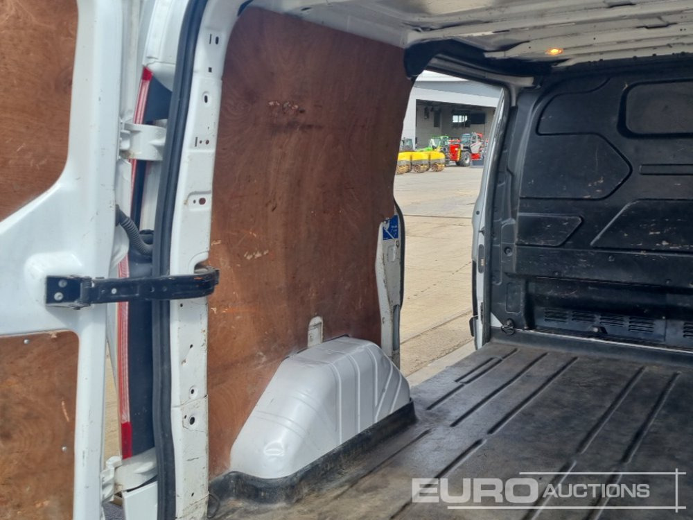 Фургон 2021 Ford Transit Custom 300: фото 18