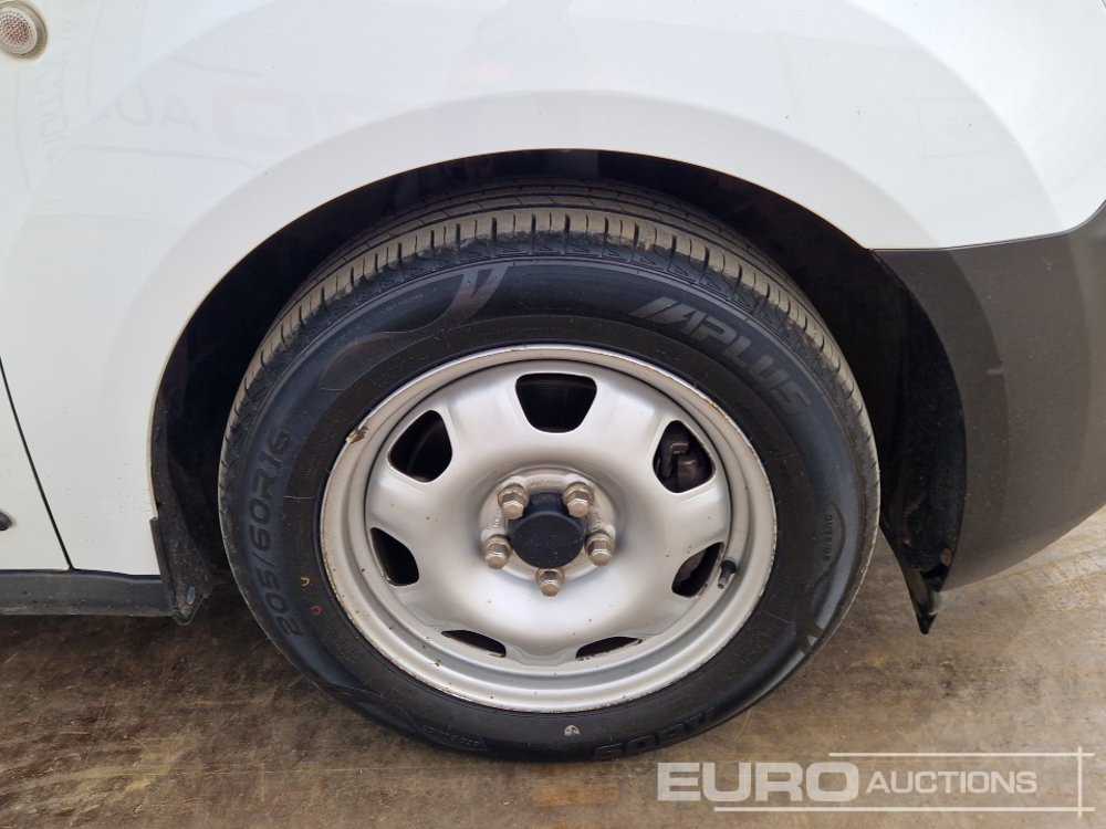 Фургон 2022 Ford Transit Connect 220: фото 15