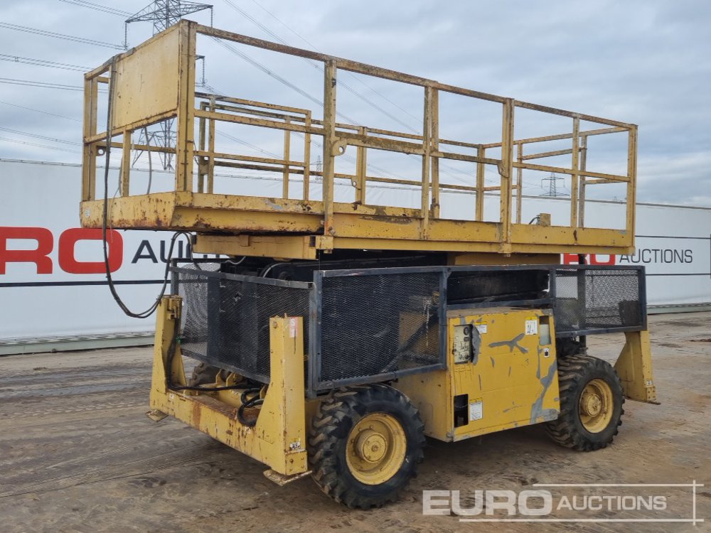 Grove 4x4 Diesel Scissor Lift (Runs, Top Controller Parts Missing) - Подъёмник: фото 1 Grove 4x4 Diesel Scissor Lift (Runs, Top Controller Parts Missing) - Подъёмник: фото 1