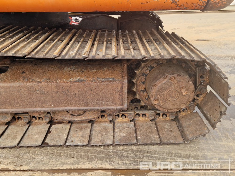 Гусеничный экскаватор Hitachi EX135: фото 27