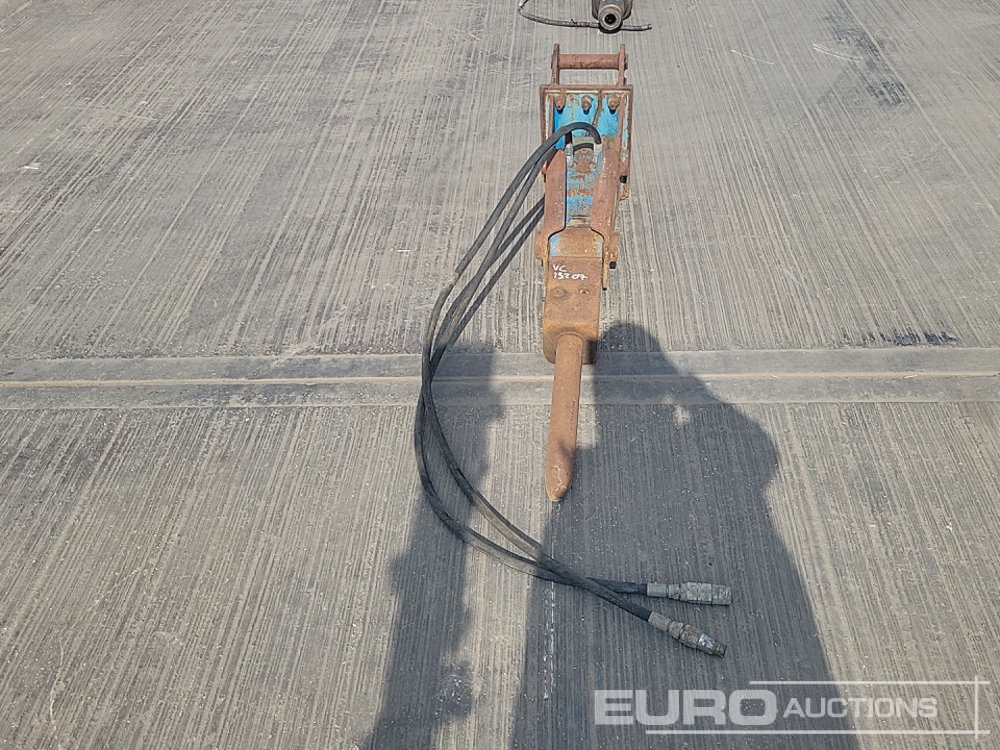 Hydraulic Breaker 45mm Pin to suit 4-6 Ton Excavtor - Гидромолот: фото 4 Hydraulic Breaker 45mm Pin to suit 4-6 Ton Excavtor - Гидромолот: фото 4