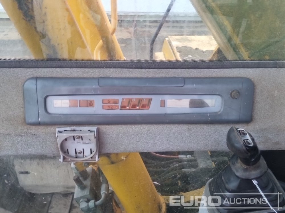 Гусеничный экскаватор JCB JS160LC: фото 35