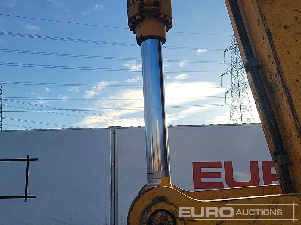 Гусеничный экскаватор JCB JS160LC: фото 29