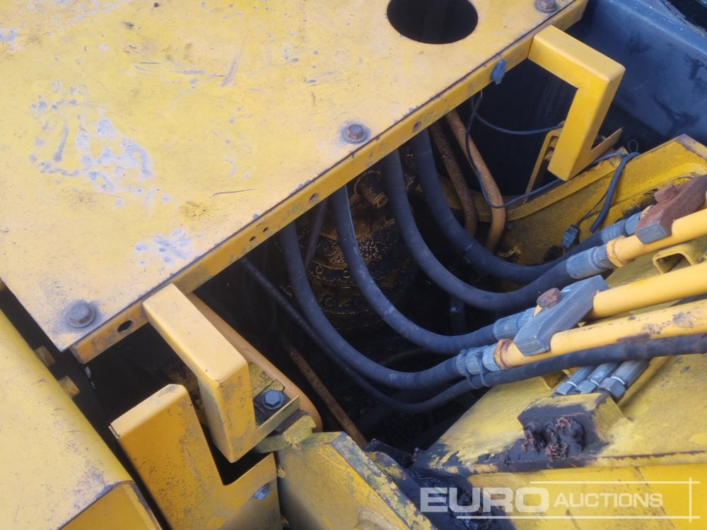 Гусеничный экскаватор JCB JS160LC: фото 23