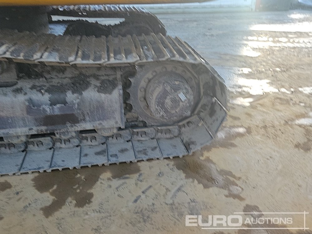 Гусеничный экскаватор JCB JS160LC: фото 11