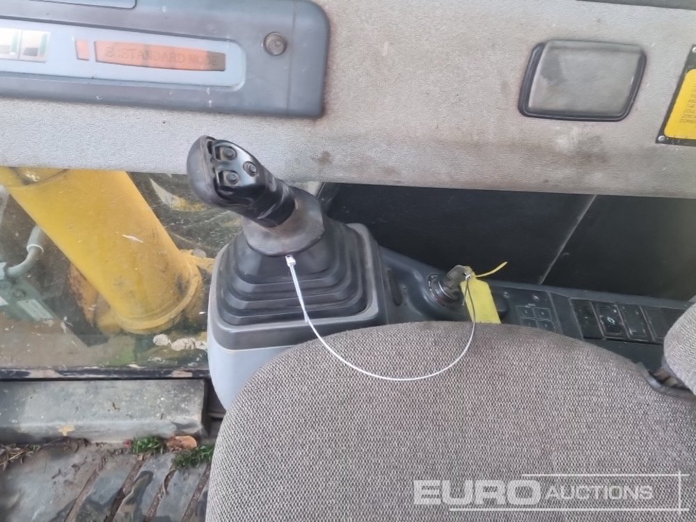 Гусеничный экскаватор JCB JS160LC: фото 33