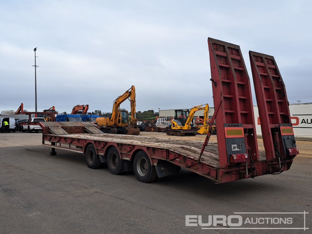 King GTS44 Tri Axle Step Frame Low Loader Trailer, Hydraulic Ramps, Neck Ramps - Низкорамный полуприцеп: фото 3 King GTS44 Tri Axle Step Frame Low Loader Trailer, Hydraulic Ramps, Neck Ramps - Низкорамный полуприцеп: фото 3