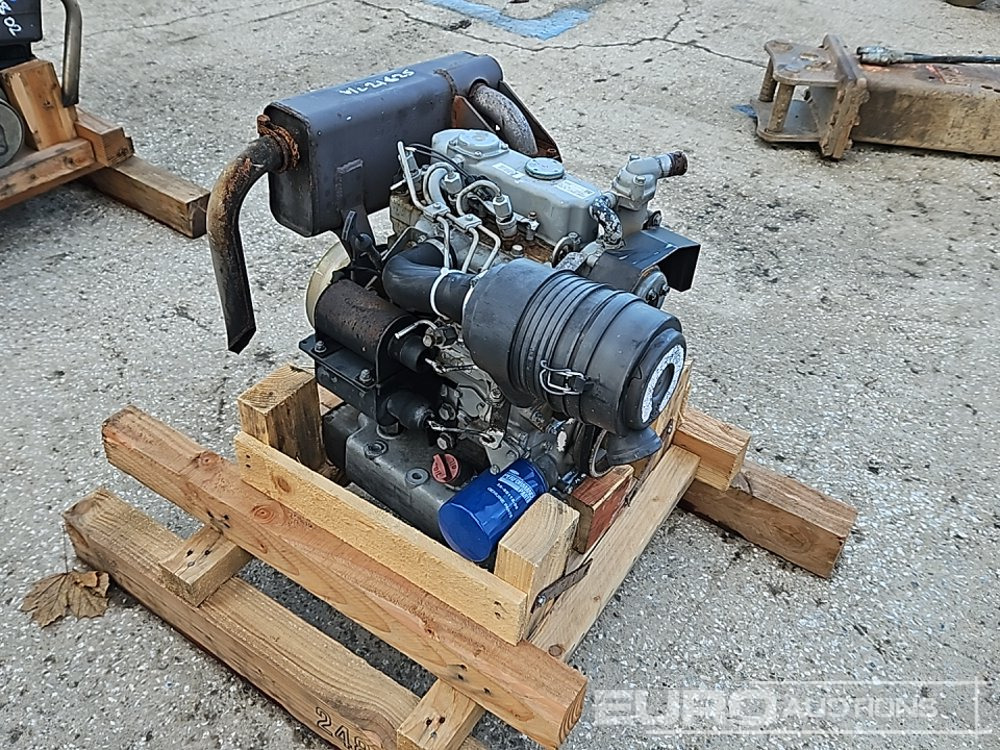 Kubota 3 Cylinder Engine - Двигатель: фото 1 Kubota 3 Cylinder Engine - Двигатель: фото 1