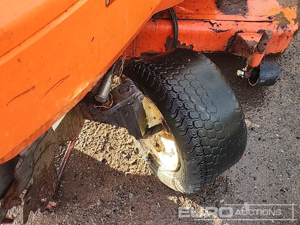 Kubota G21 - Газонокосилка: фото 5 Kubota G21 - Газонокосилка: фото 5