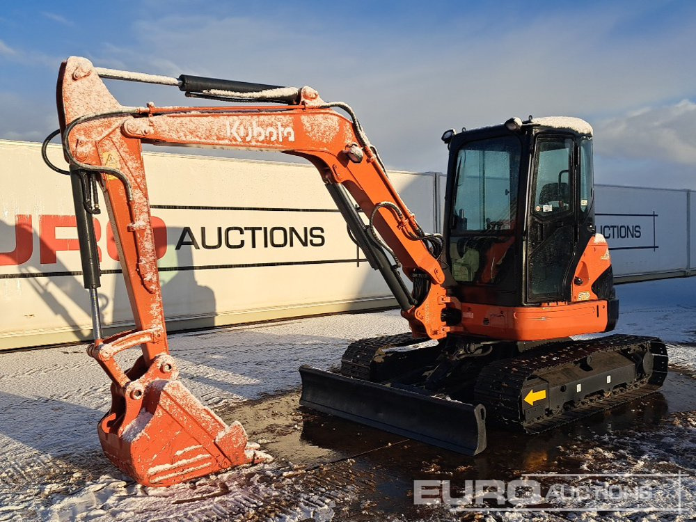 Kubota U55-4 - Мини-экскаватор: фото 1 Kubota U55-4 - Мини-экскаватор: фото 1
