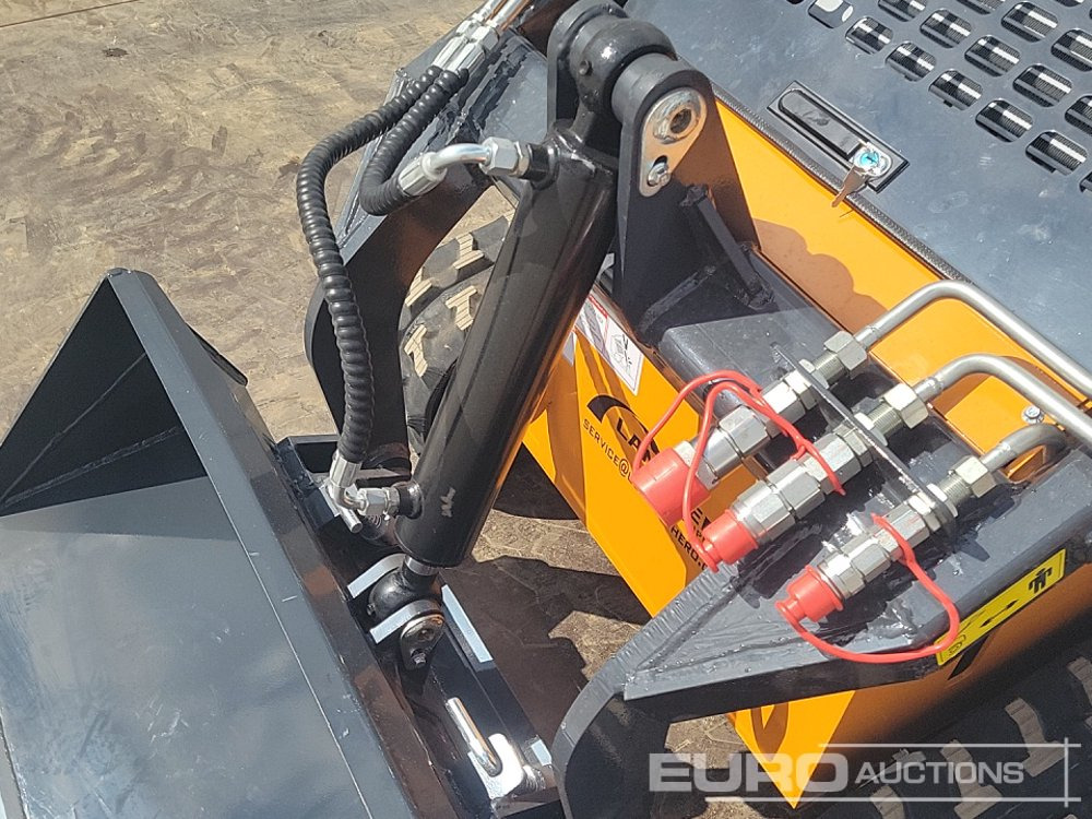 Мини-погрузчик с бортовым поворотом Landhero LDH-HT380: фото 20