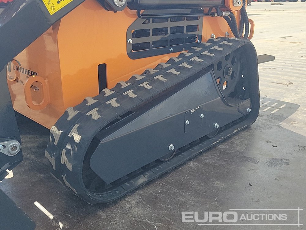 Мини-погрузчик с бортовым поворотом Landhero LDH-HT380: фото 9