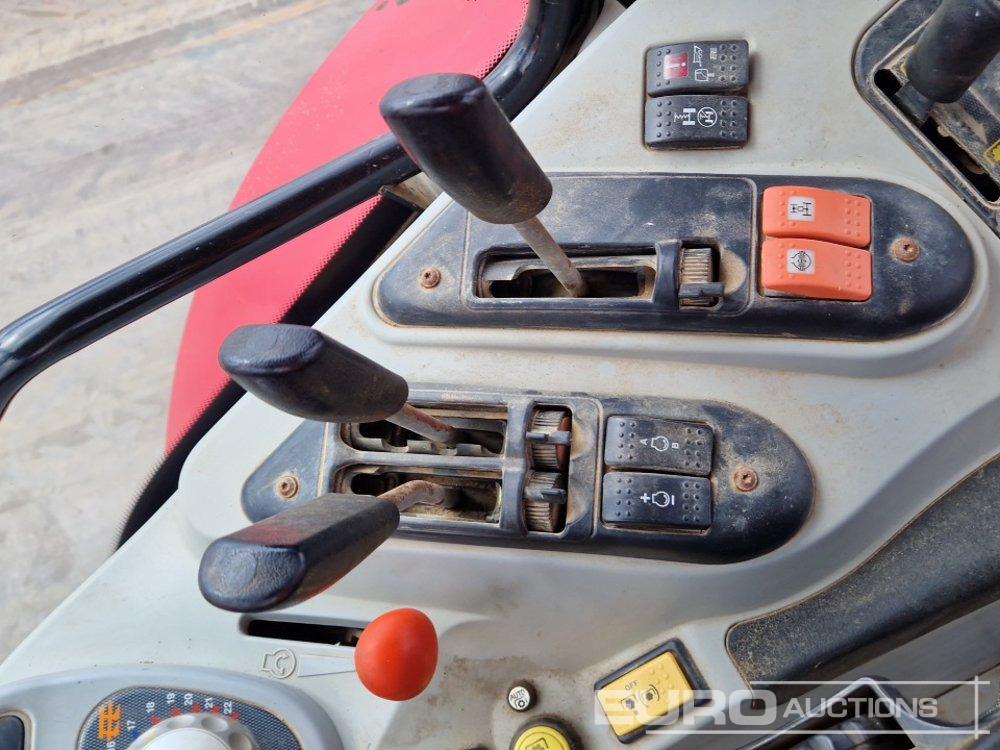 Трактор Massey Ferguson 6480: фото 39