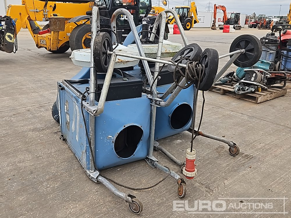 Nederman 45 Volt Dust Extractor (2 of) - Строительное оборудование: фото 3 Nederman 45 Volt Dust Extractor (2 of) - Строительное оборудование: фото 3