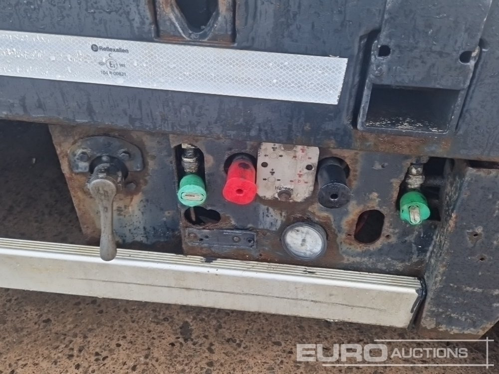 Низкорамный полуприцеп Nooteboom Tri Axle Stepframe Low Loader Trailer, Hydraulic Fliptoe Ramps: фото 13