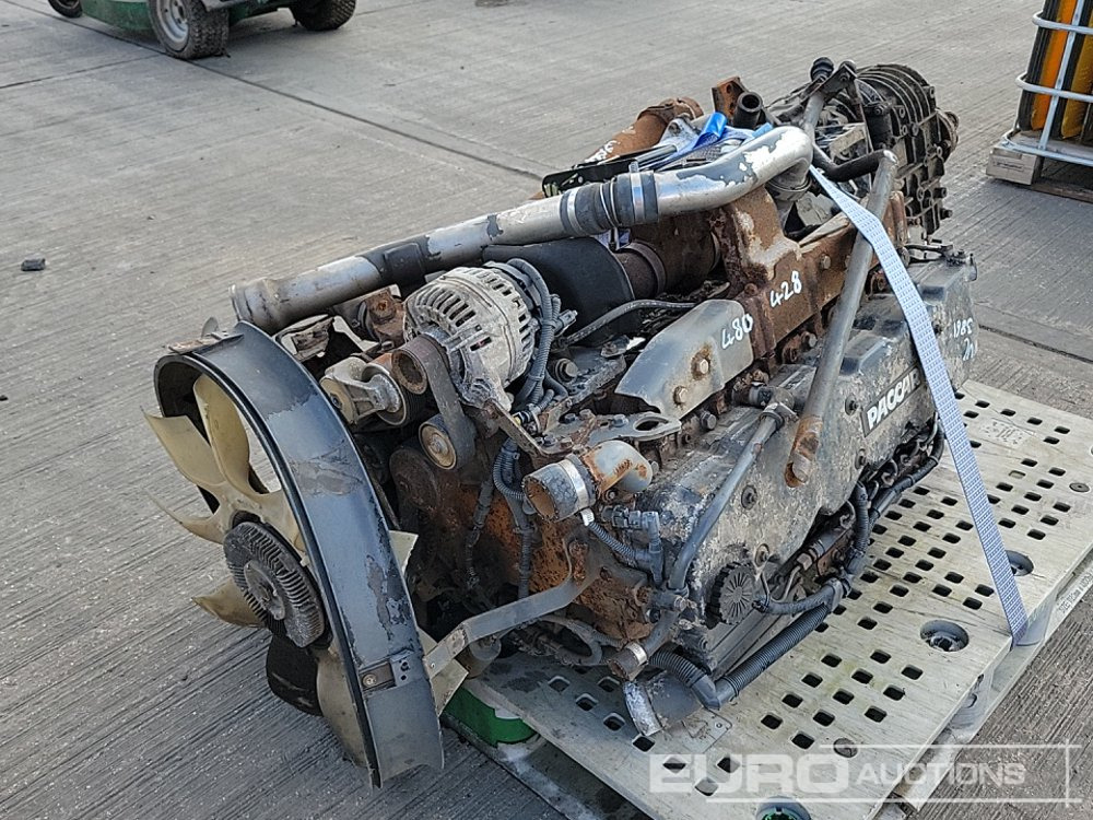 Paccar 6 Cylinder Engine, Gearbox - Двигатель: фото 1 Paccar 6 Cylinder Engine, Gearbox - Двигатель: фото 1