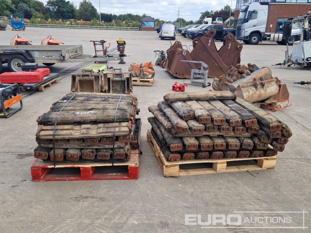 Pallet of 800mm Rubber Block Pads (2 of) - Гусеница для Строительной техники: фото 2 Pallet of 800mm Rubber Block Pads (2 of) - Гусеница для Строительной техники: фото 2