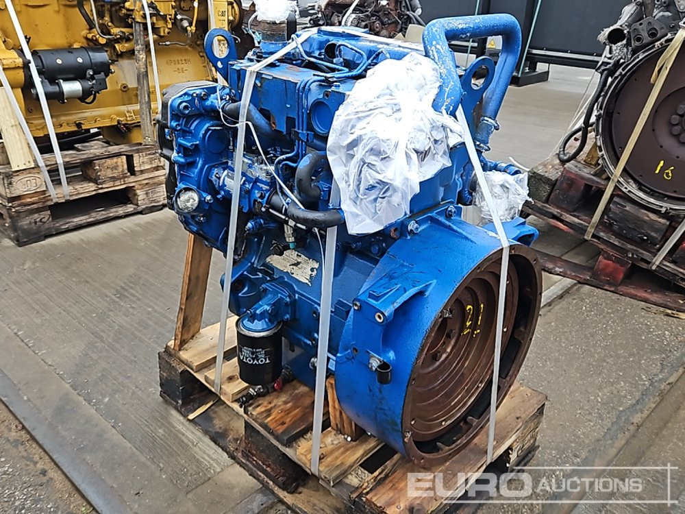 Perkins AD3.152 - Двигатель: фото 1 Perkins AD3.152 - Двигатель: фото 1