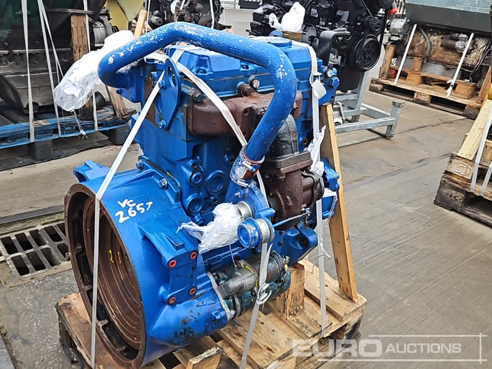 Perkins AD3.152 - Двигатель: фото 3 Perkins AD3.152 - Двигатель: фото 3