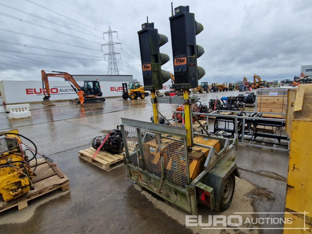 Pike Single Axle Traffic Light System Trailer, Ramp - Прицеп для спецтехники: фото 5 Pike Single Axle Traffic Light System Trailer, Ramp - Прицеп для спецтехники: фото 5