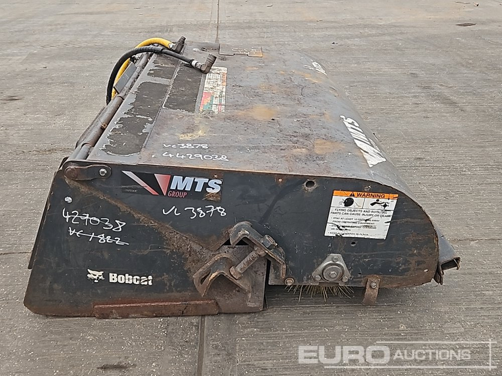 Погрузочно-разгрузочная техника 2014 Bobcat 60 SWEEPER: фото 6 Погрузочно-разгрузочная техника 2014 Bobcat 60 SWEEPER: фото 6
