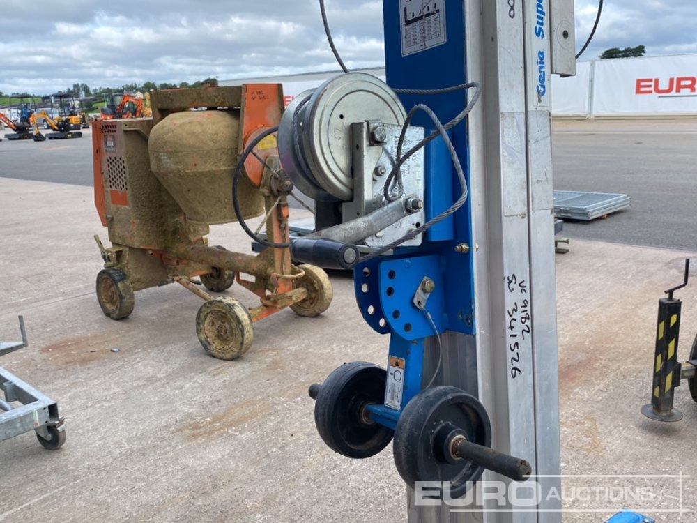 Погрузочно-разгрузочная техника Genie SLA-10 Mterial Lift: фото 11