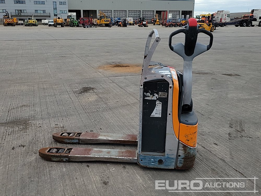 Still Electric Pallet Truck - Погрузочно-разгрузочная техника: фото 2 Still Electric Pallet Truck - Погрузочно-разгрузочная техника: фото 2