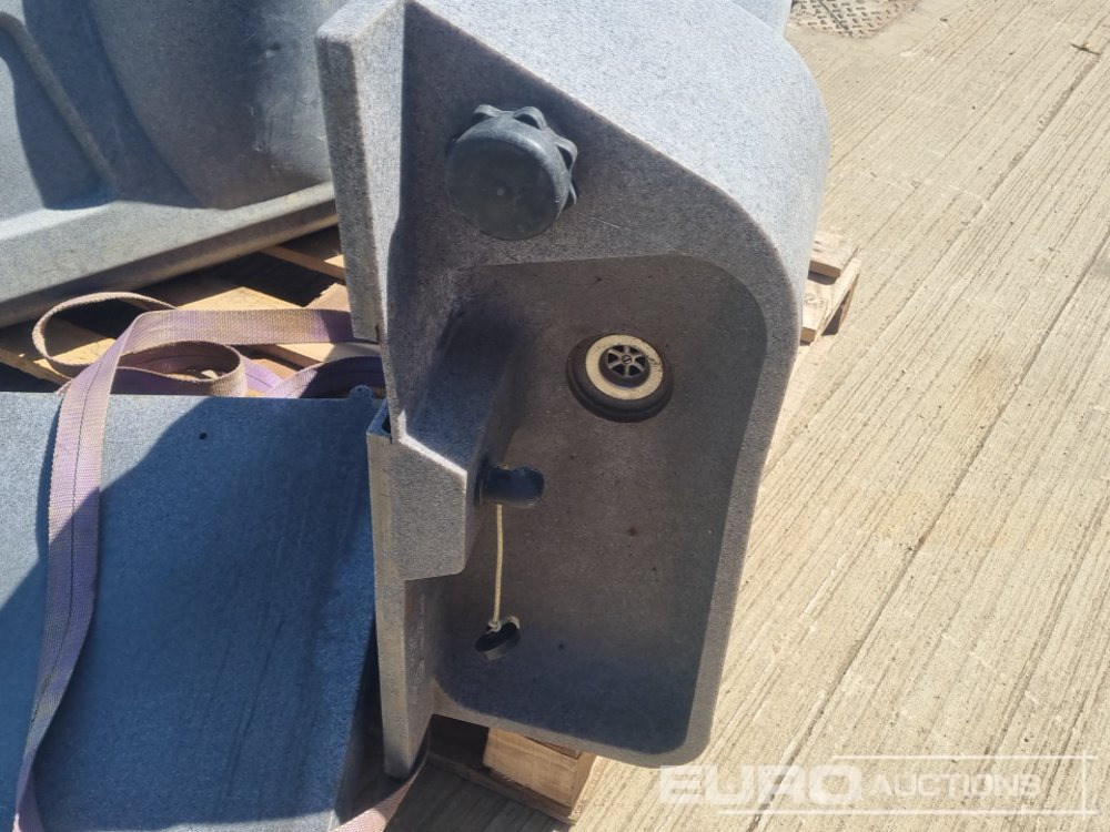Portable Toilet (Spares) - Строительное оборудование: фото 5 Portable Toilet (Spares) - Строительное оборудование: фото 5