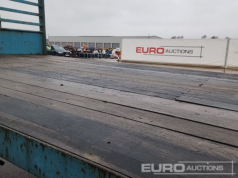 Полуприцеп бортовой/ Платформа SDC 45' Tri Axle Extendable Flat Trailer, Rear Steer Axle, PBW Axles: фото 13