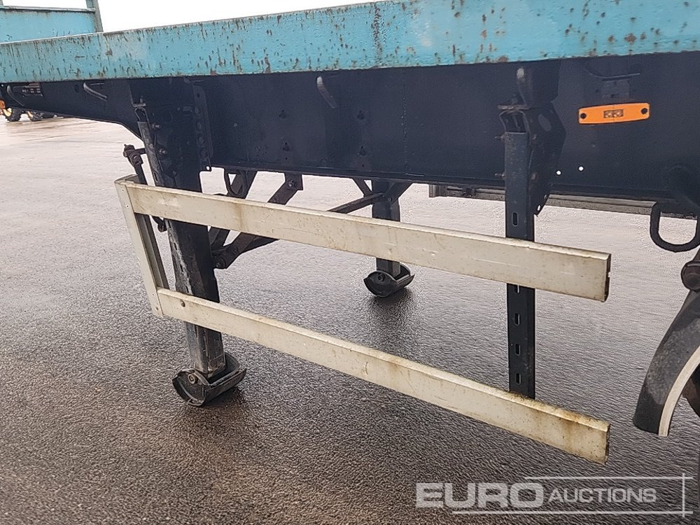 Полуприцеп бортовой/ Платформа SDC 45' Tri Axle Extendable Flat Trailer, Rear Steer Axle, PBW Axles: фото 16